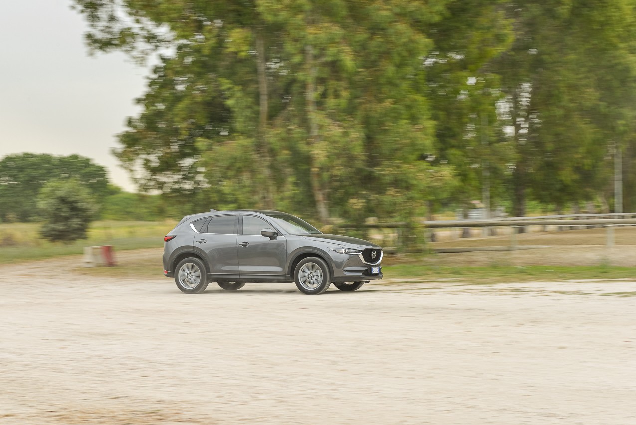 Mazda CX-5 2.2 Skyactiv-D 4WD: la prova su strada