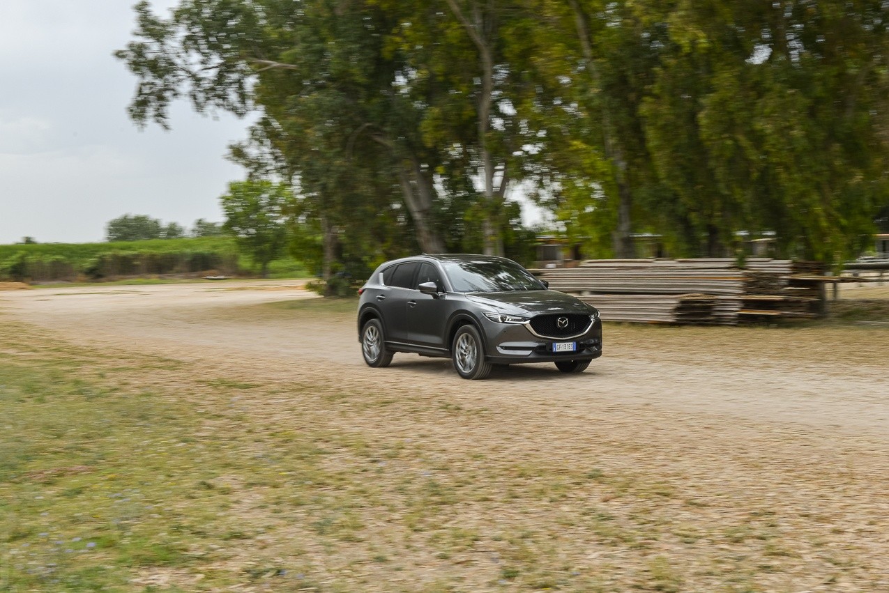 Mazda CX-5 2.2 Skyactiv-D 4WD: la prova su strada