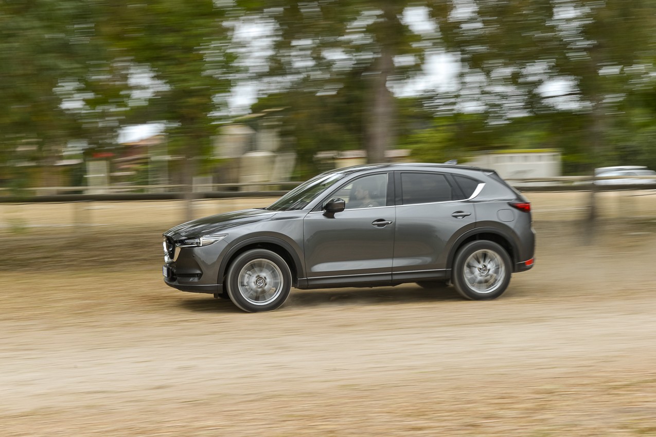 Mazda CX-5 2.2 Skyactiv-D 4WD: la prova su strada