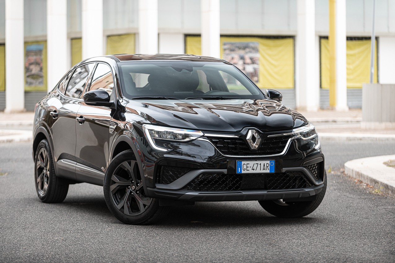 Renault Arkana TCe 140 EDC: prova su strada