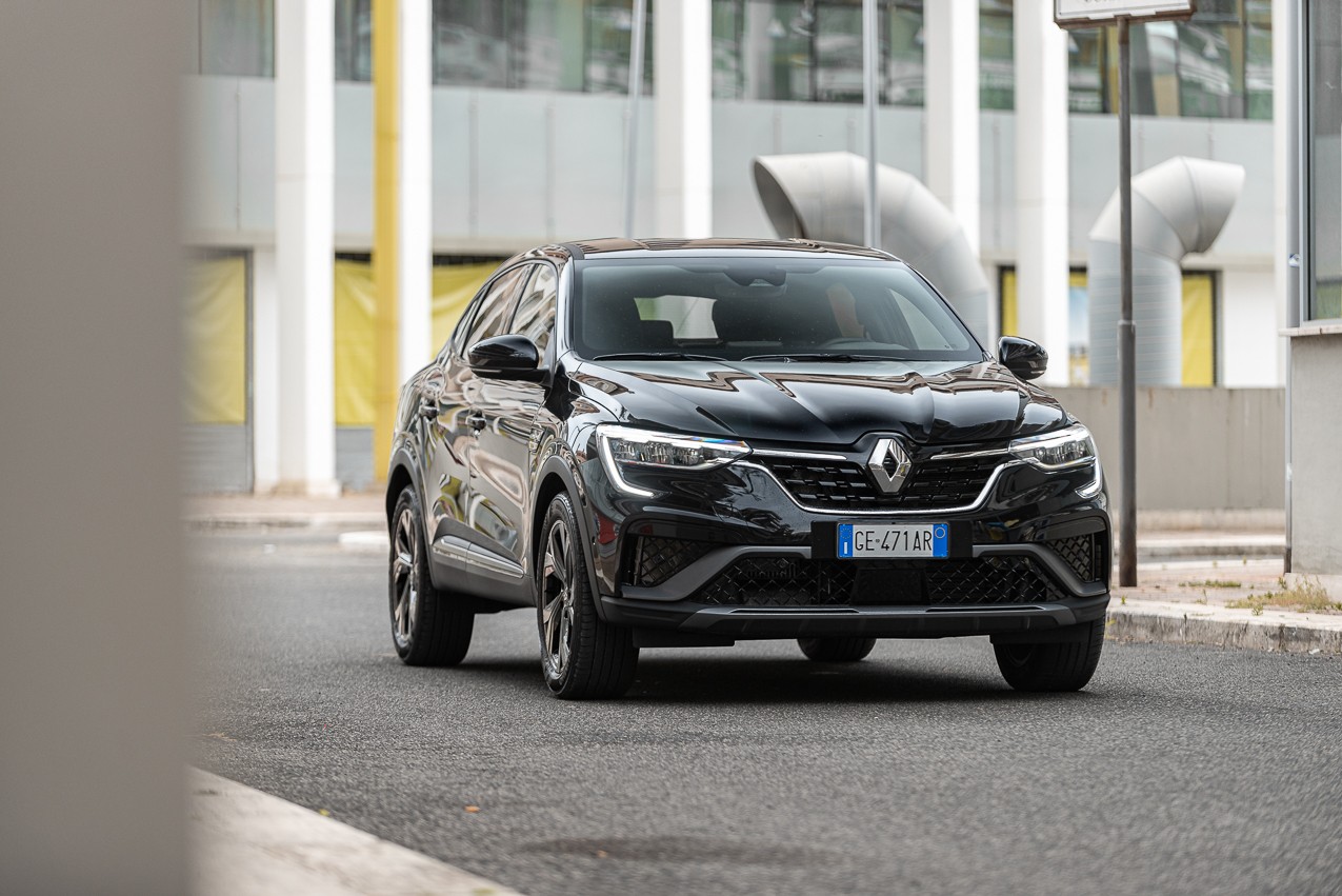 Renault Arkana TCe 140 EDC: prova su strada