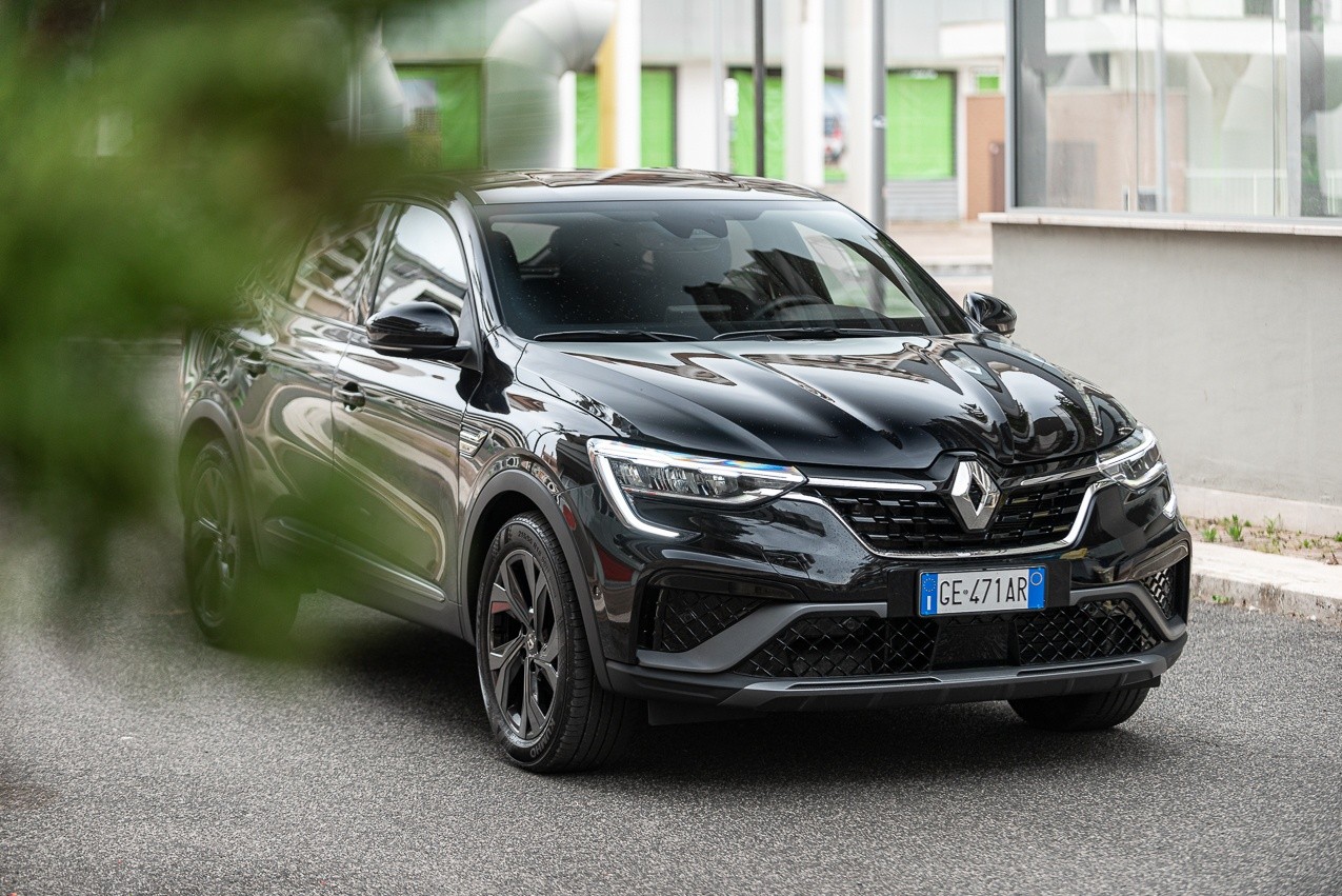 Renault Arkana TCe 140 EDC: prova su strada