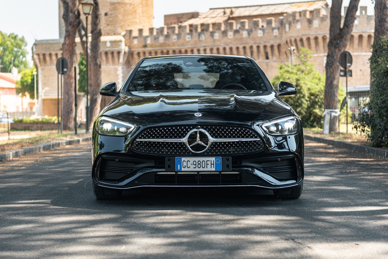 Mercedes Benz Classe C 300d: la prova su strada