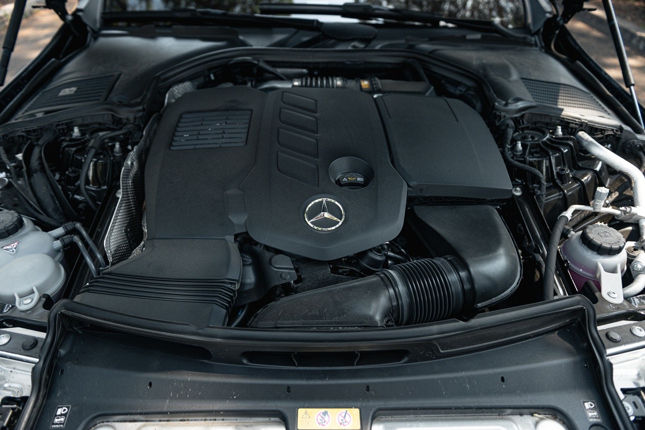 Mercedes Benz Classe C 300d: la prova su strada