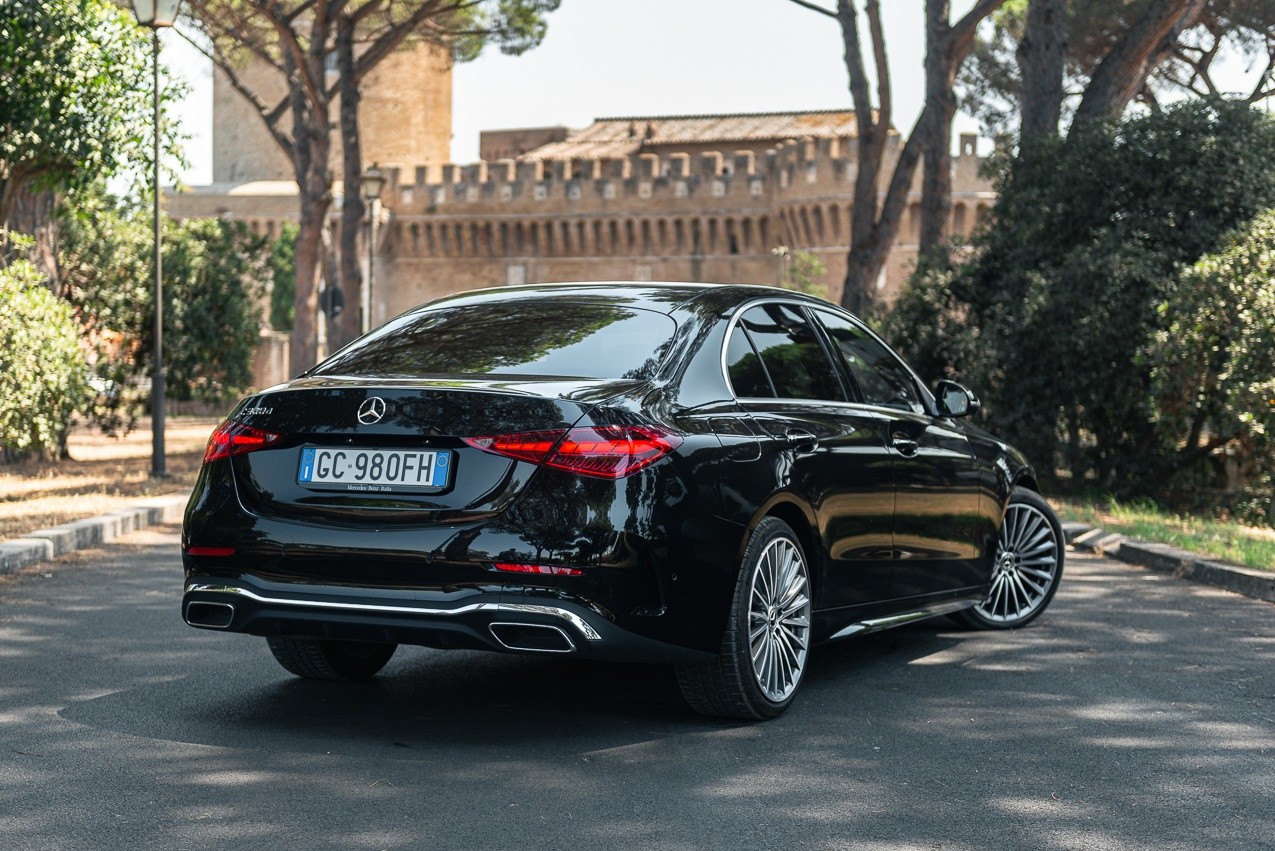 Mercedes Benz Classe C 300d: la prova su strada