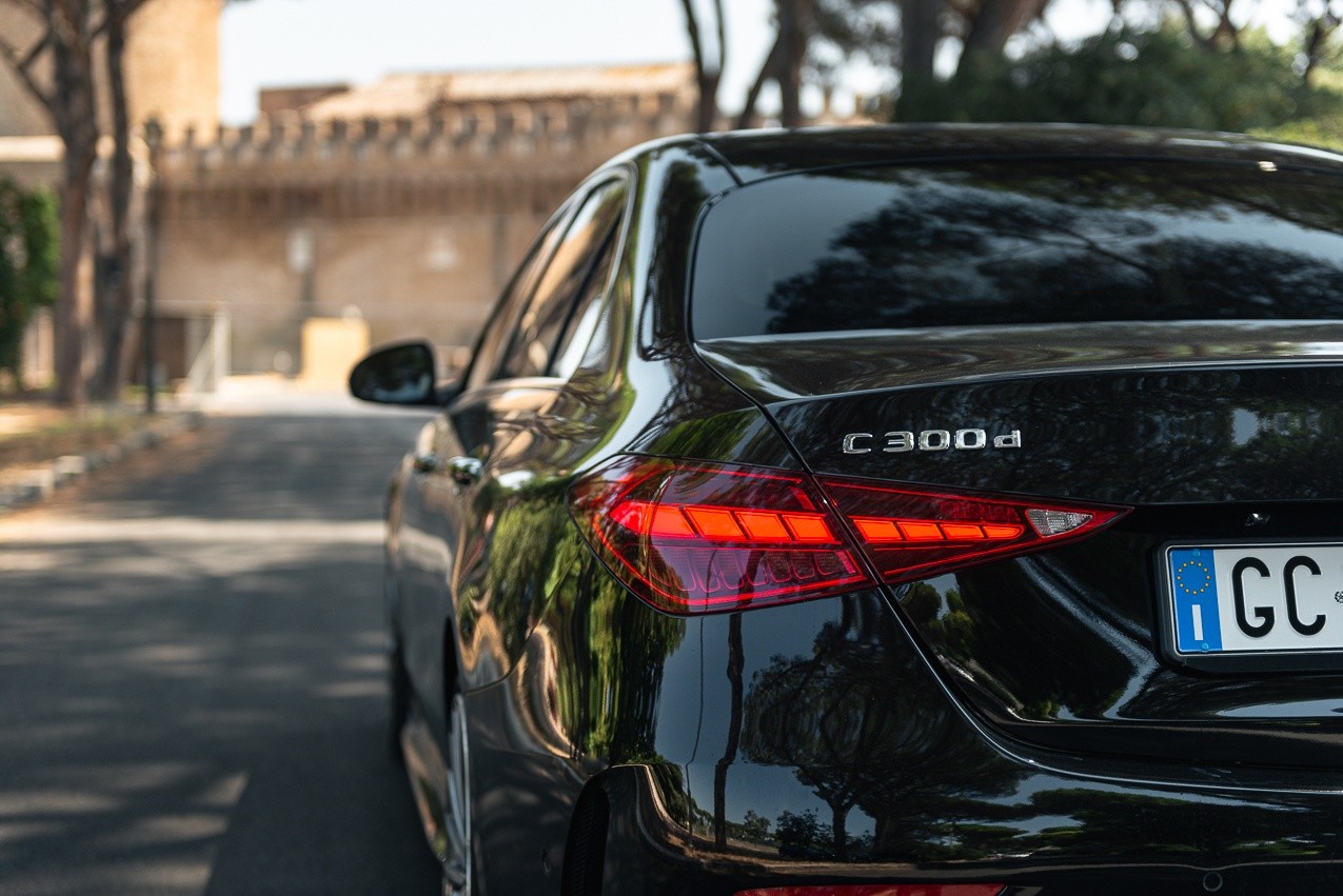 Mercedes Benz Classe C 300d: la prova su strada