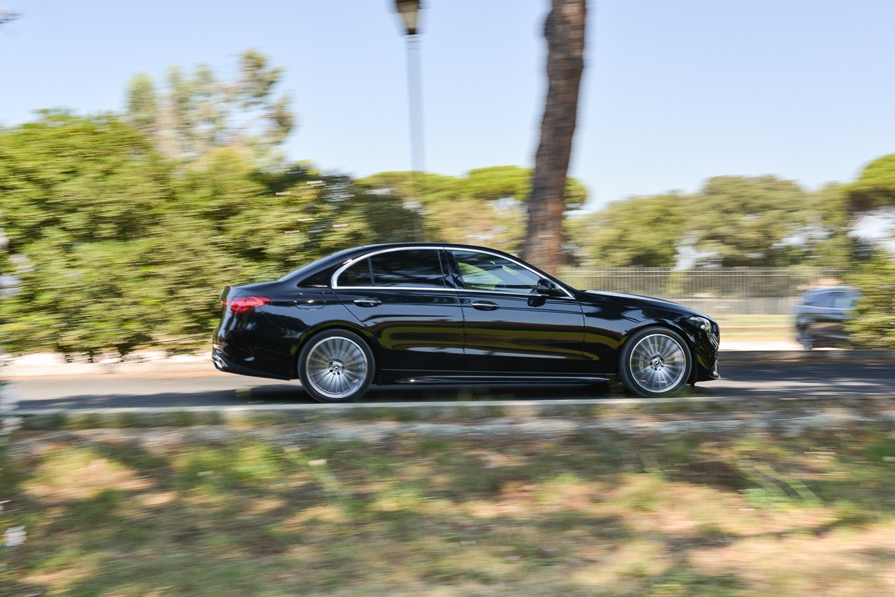 Mercedes Benz Classe C 300d: la prova su strada