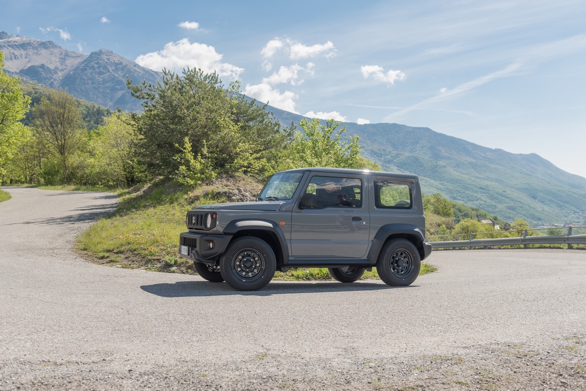 Suzuki Jimny Pro: primo contatto