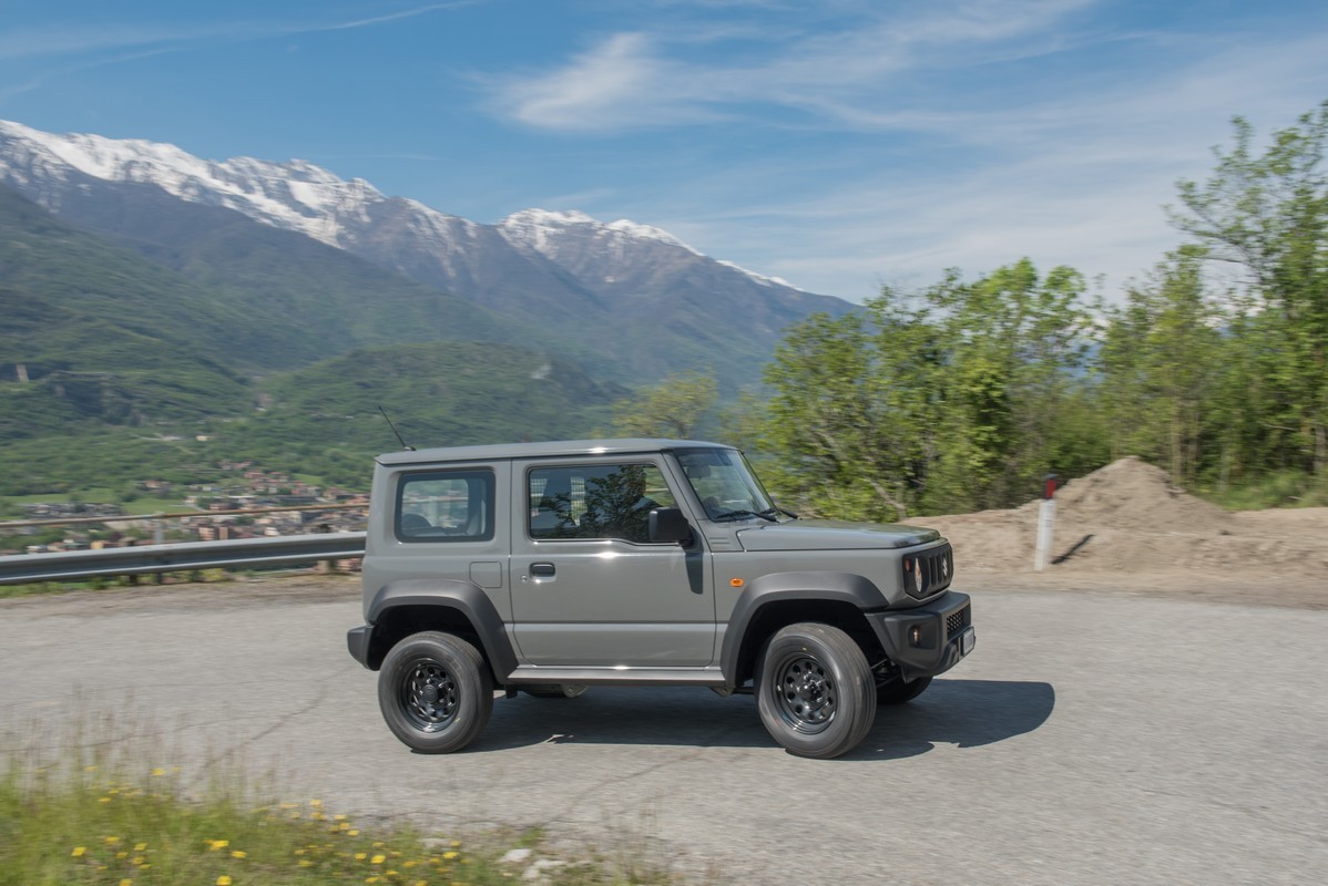 Suzuki Jimny Pro: primo contatto