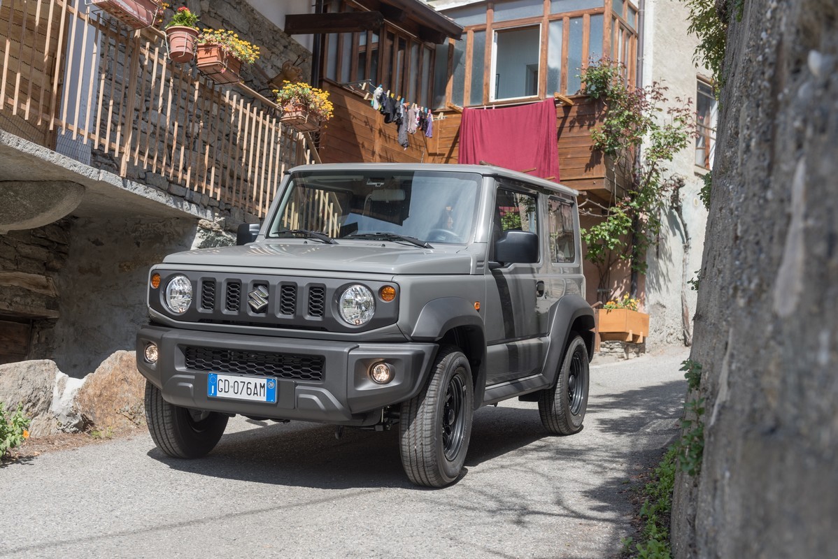 Suzuki Jimny Pro: primo contatto