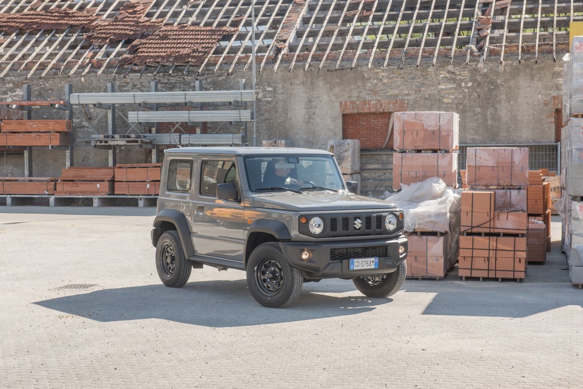 Suzuki Jimny Pro: primo contatto