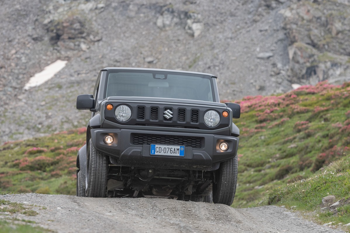 Suzuki Jimny Pro: primo contatto