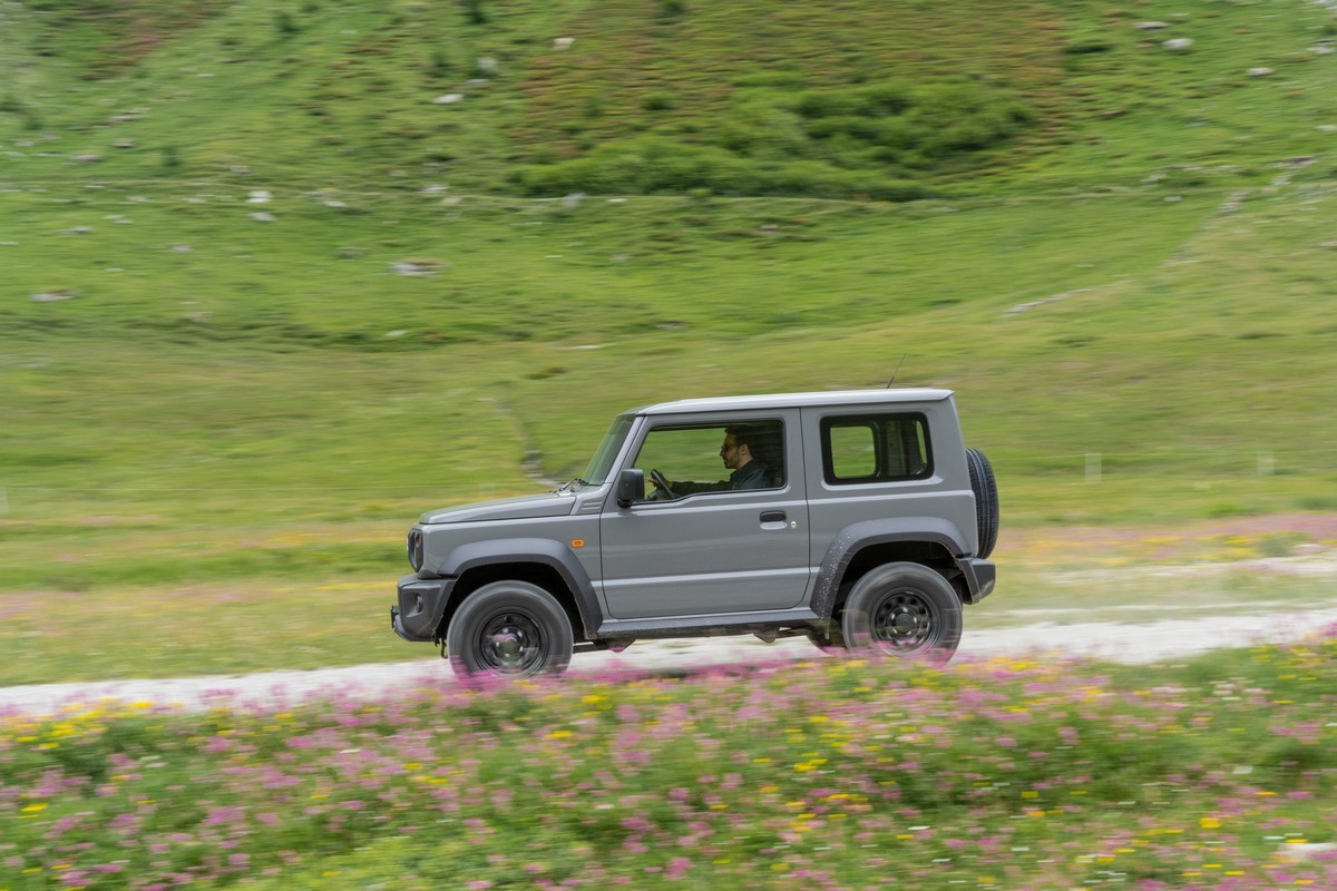 Suzuki Jimny Pro: primo contatto