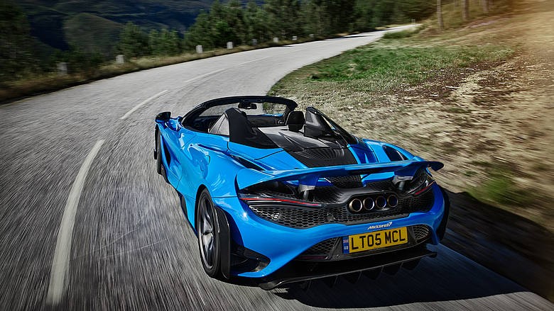 McLaren 765LT Spider: le immagini