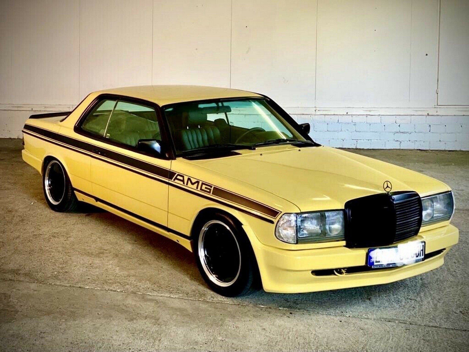 Mercedes-Benz 280CE Zender-AMG: le immagini