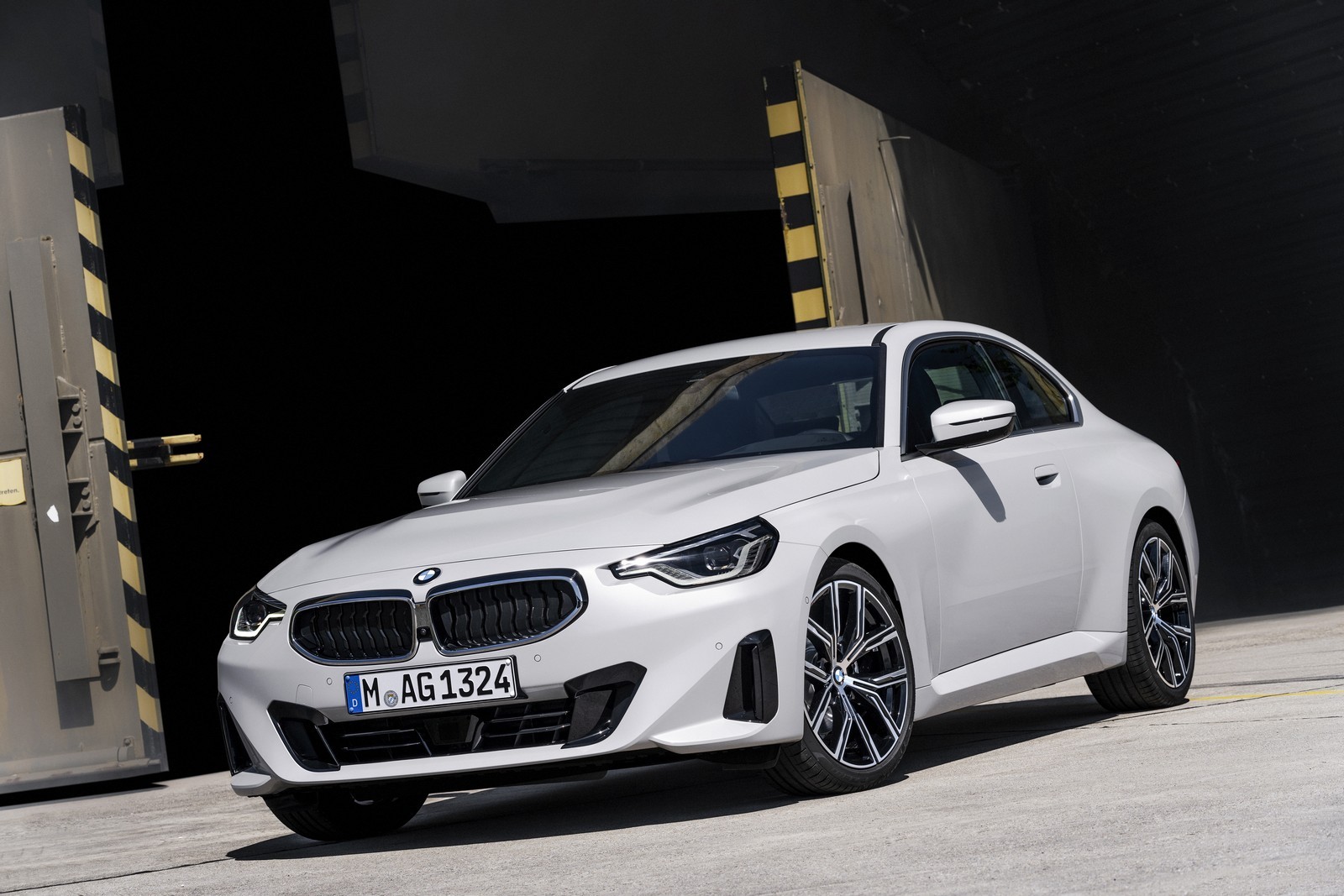 Nuova BMW Serie 2 Coupé 2021: immagini ufficiali