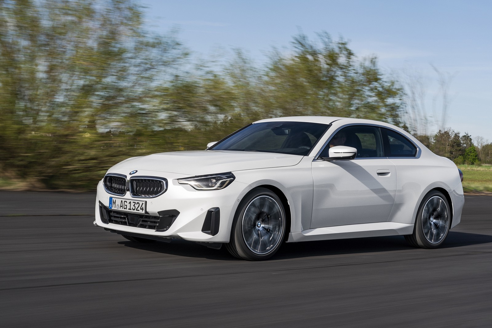 Nuova BMW Serie 2 Coupé 2021: immagini ufficiali