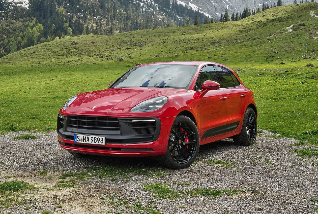 Porsche Macan 2022: immagini ufficiali