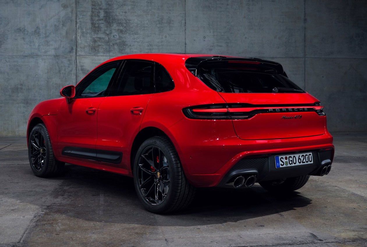 Porsche Macan 2022: immagini ufficiali