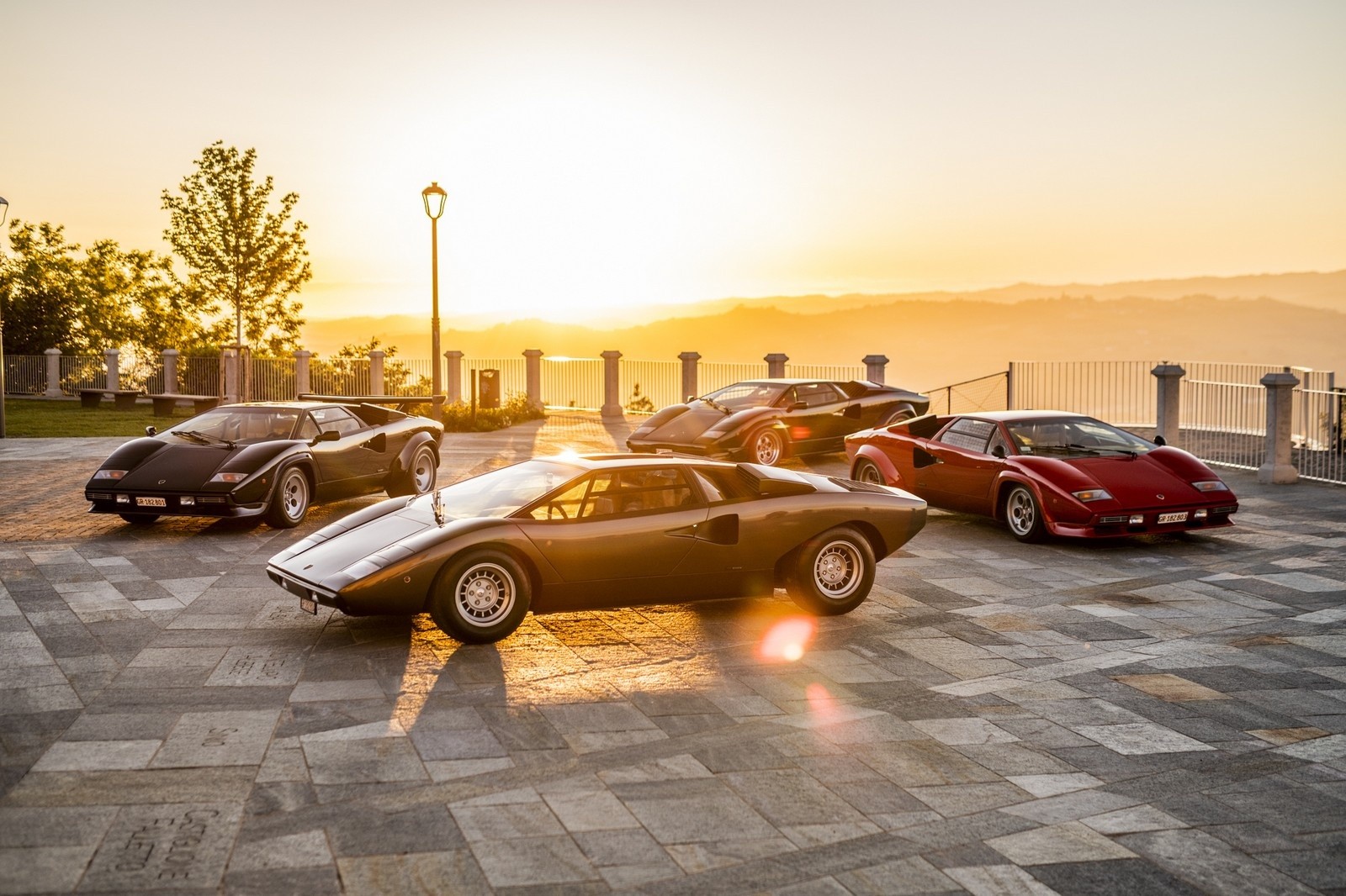 Lamborghini Countach: 50 anni nelle immagini