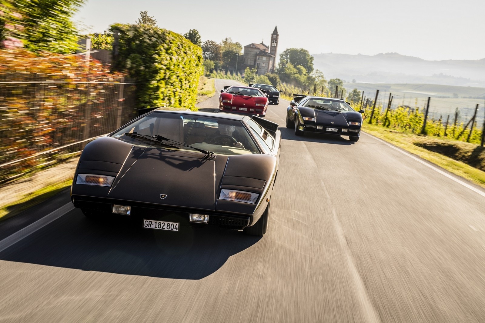 Lamborghini Countach: 50 anni nelle immagini