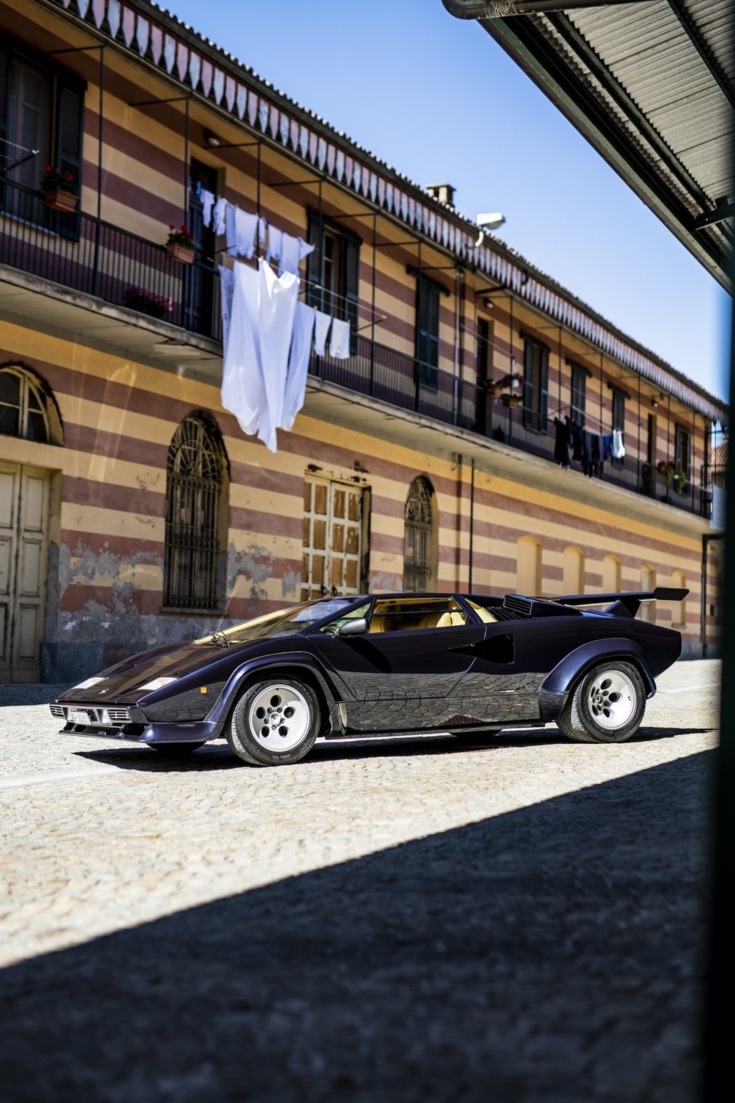 Lamborghini Countach: 50 anni nelle immagini