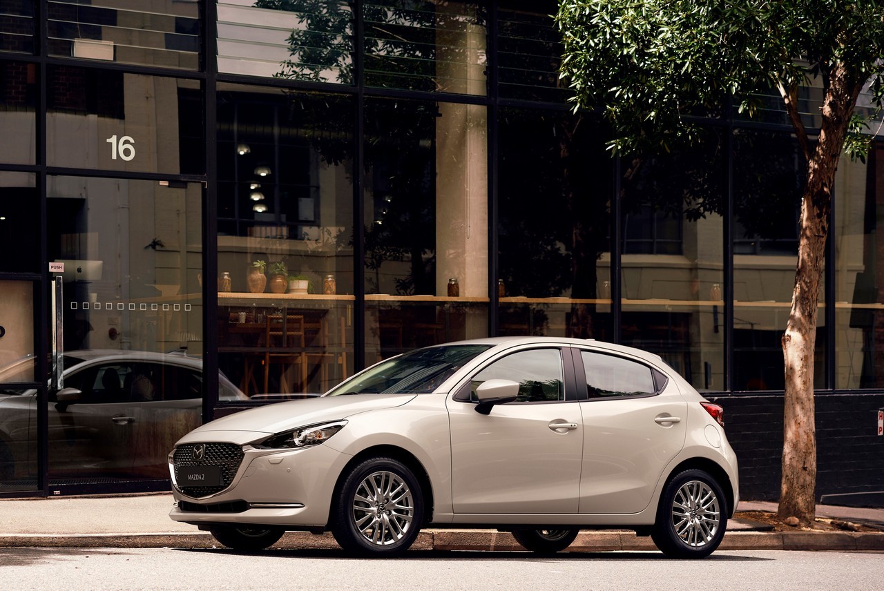 Mazda 2 2022: immagini ufficiali