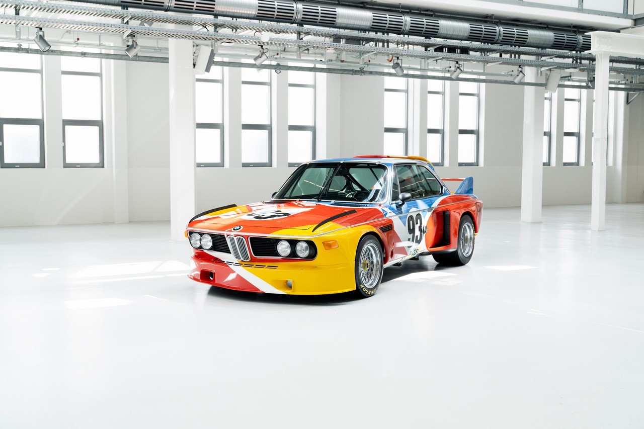 Bmw Art Car 3.0 Csl 1975 per Calder Foundation: immagini ufficiali