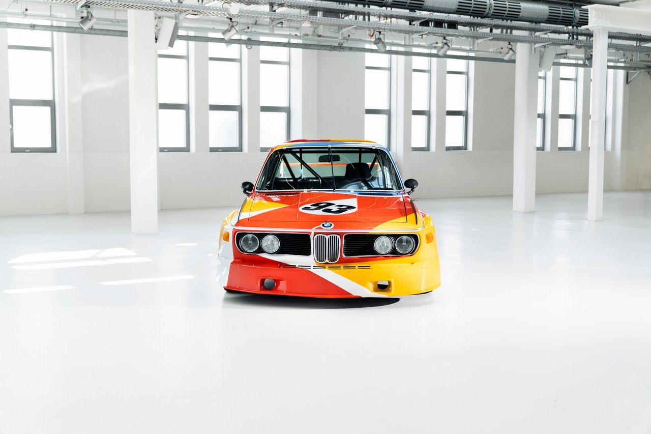 Bmw Art Car 3.0 Csl 1975 per Calder Foundation: immagini ufficiali