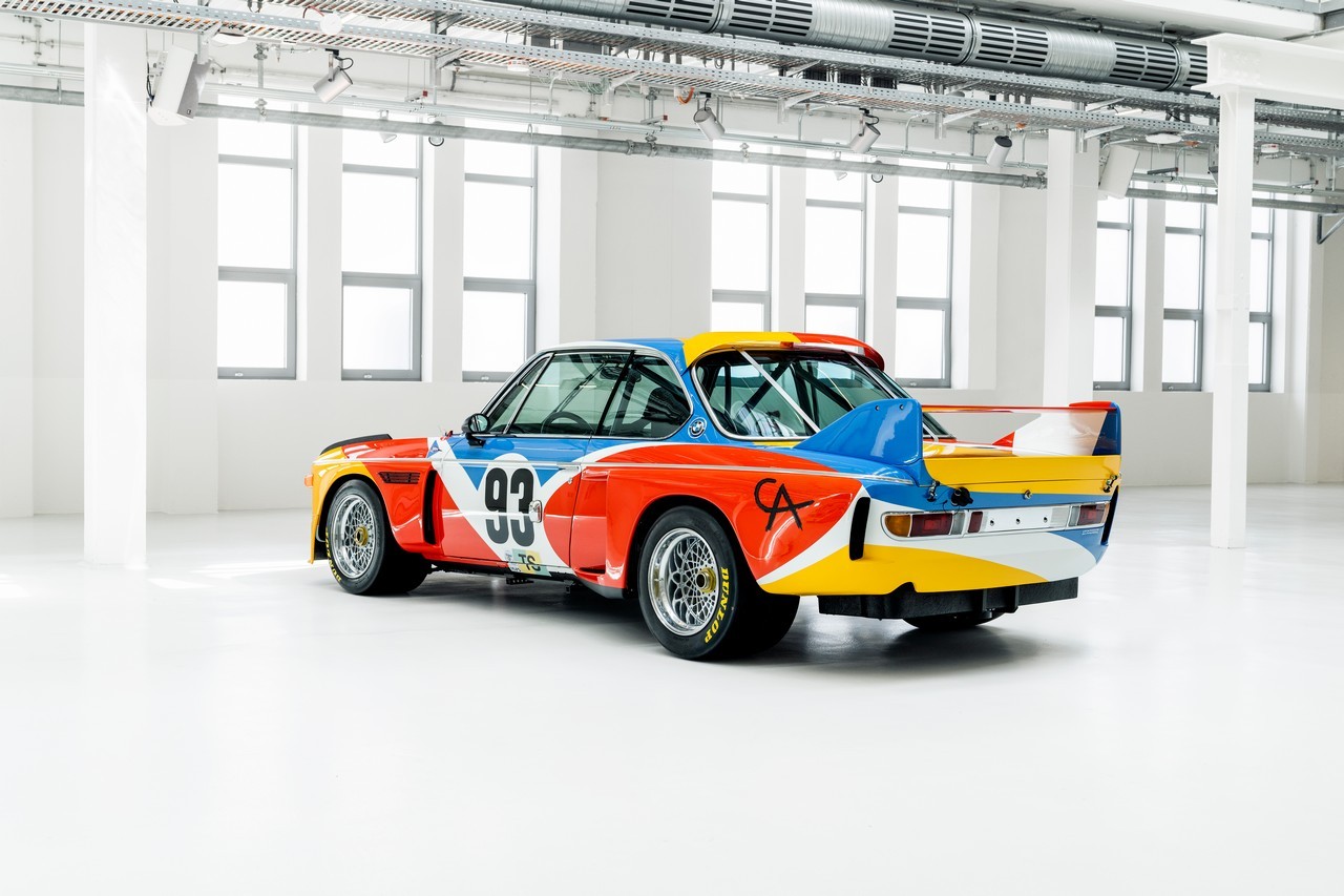 Bmw Art Car 3.0 Csl 1975 per Calder Foundation: immagini ufficiali