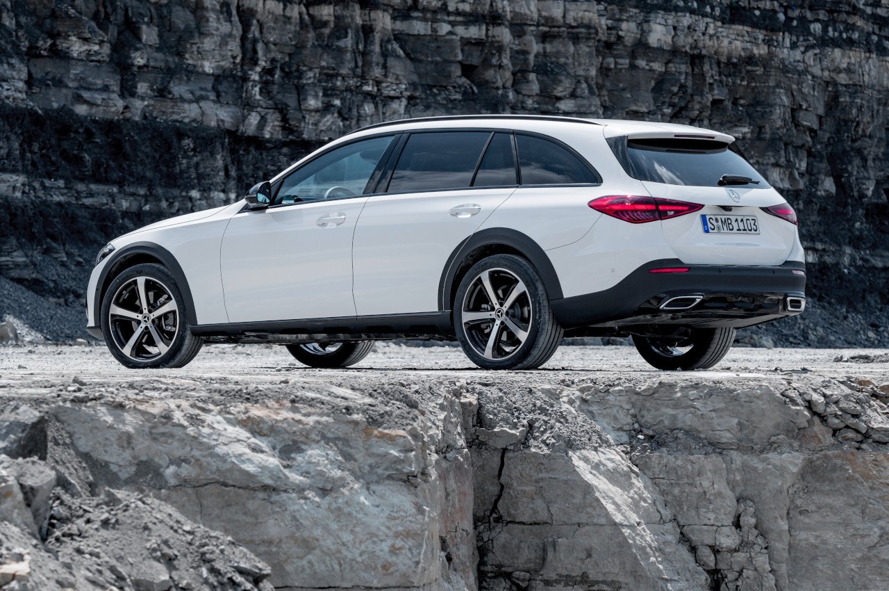 Mercedes Classe C All-Terrain 2021: immagini ufficiali