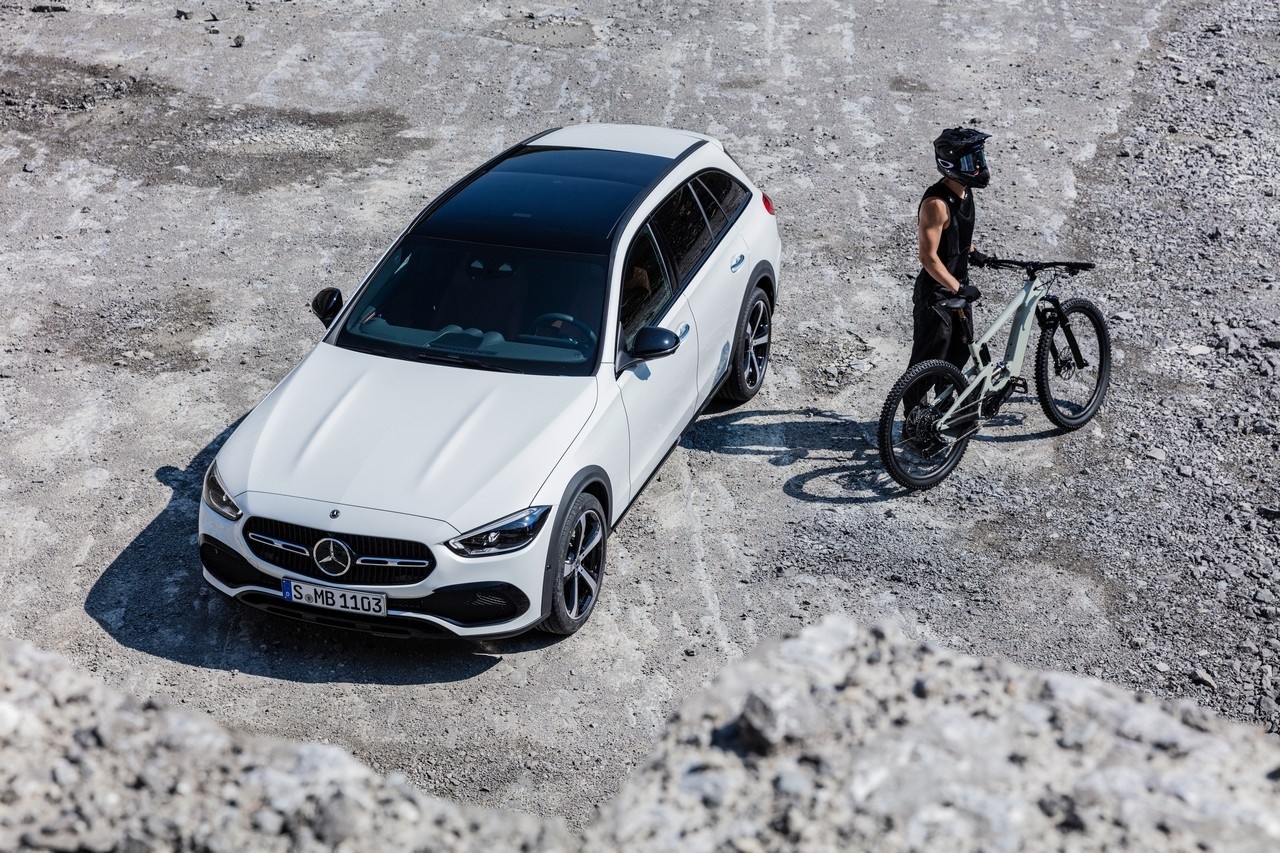 Mercedes Classe C All-Terrain 2021: immagini ufficiali