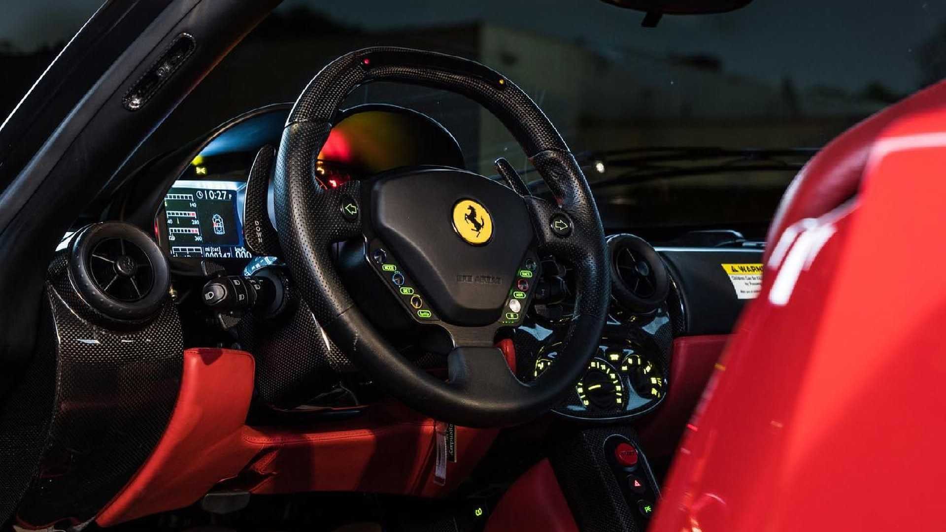 Ferrari Enzo: esemplare da vetrina venduto a 3,2 milioni di euro