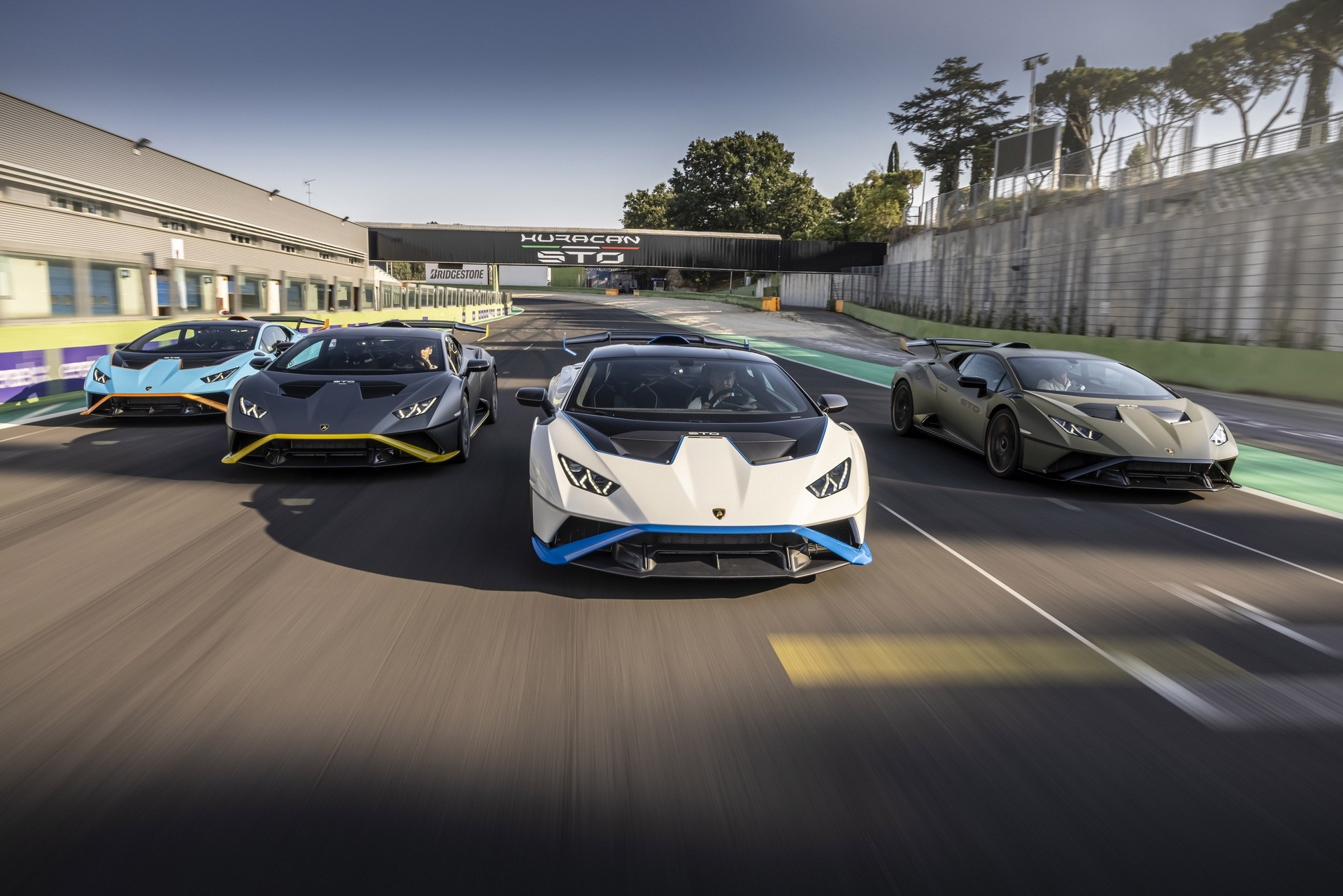 Lamborghini Huracan STO: a Vallelunga e sulle strade di Roma