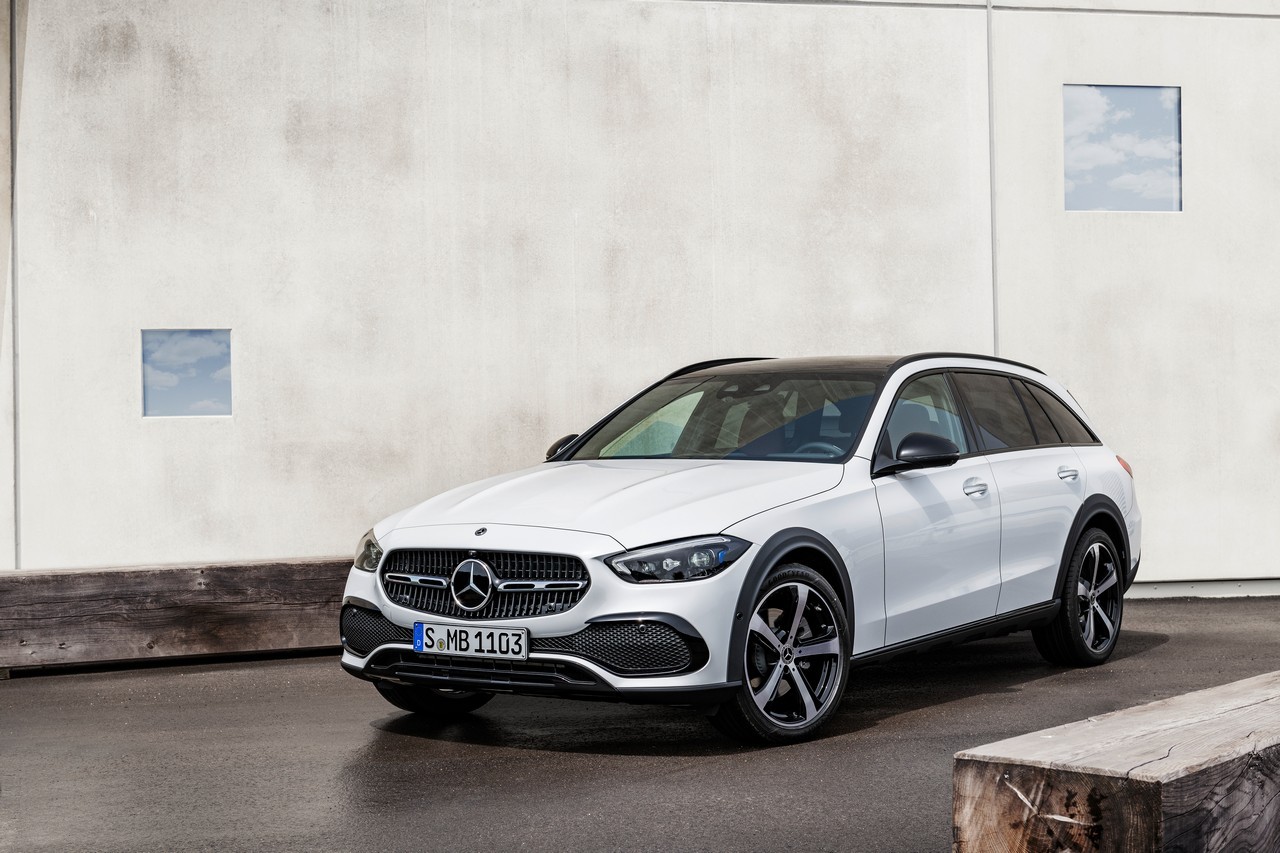 Mercedes Classe C All-Terrain 2021: immagini ufficiali