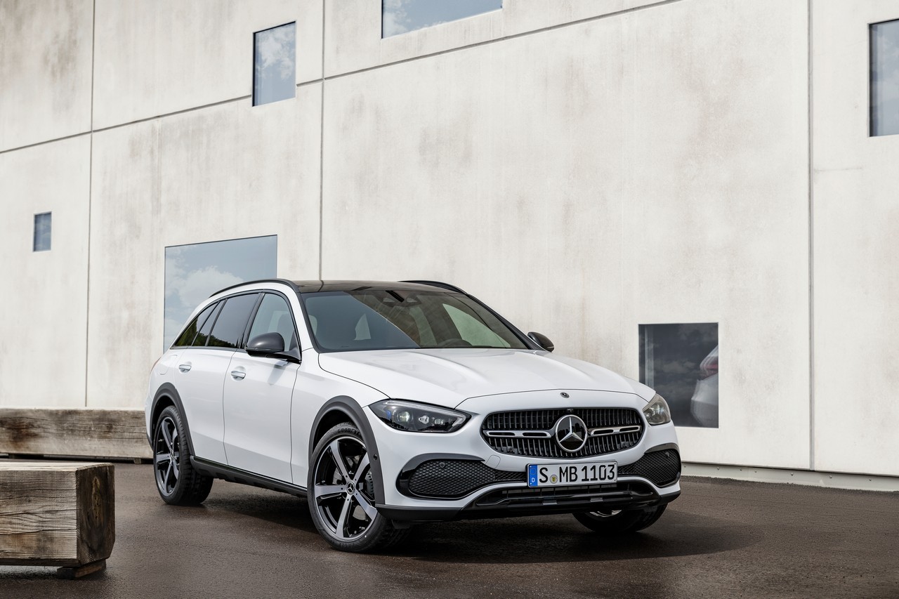 Mercedes Classe C All-Terrain 2021: immagini ufficiali