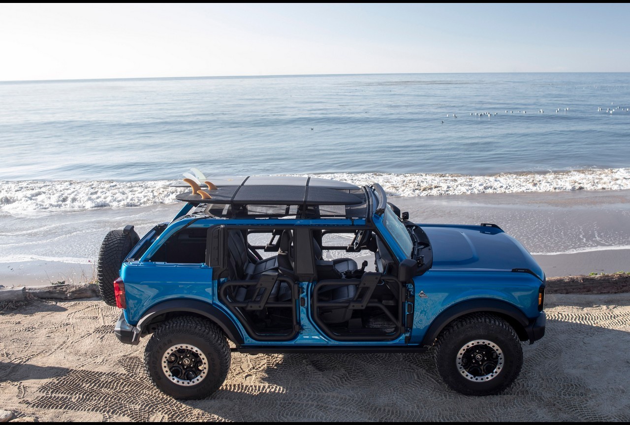 Ford Bronco Riptide Concept 2021: immagini ufficiali