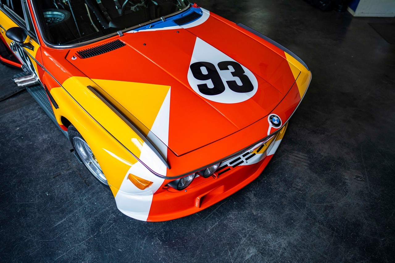 Bmw Art Car 3.0 Csl 1975 per Calder Foundation: immagini ufficiali