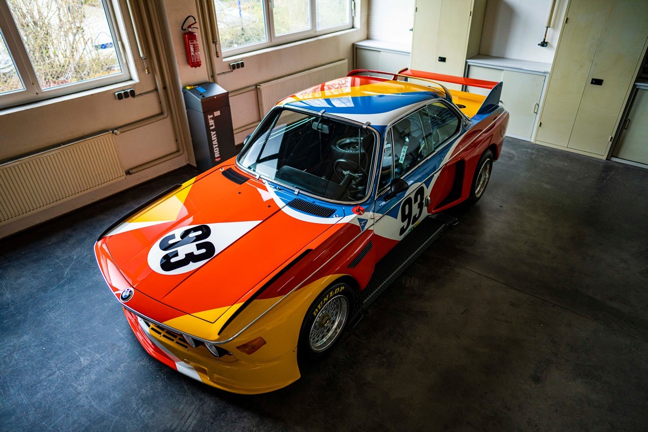 Bmw Art Car 3.0 Csl 1975 per Calder Foundation: immagini ufficiali