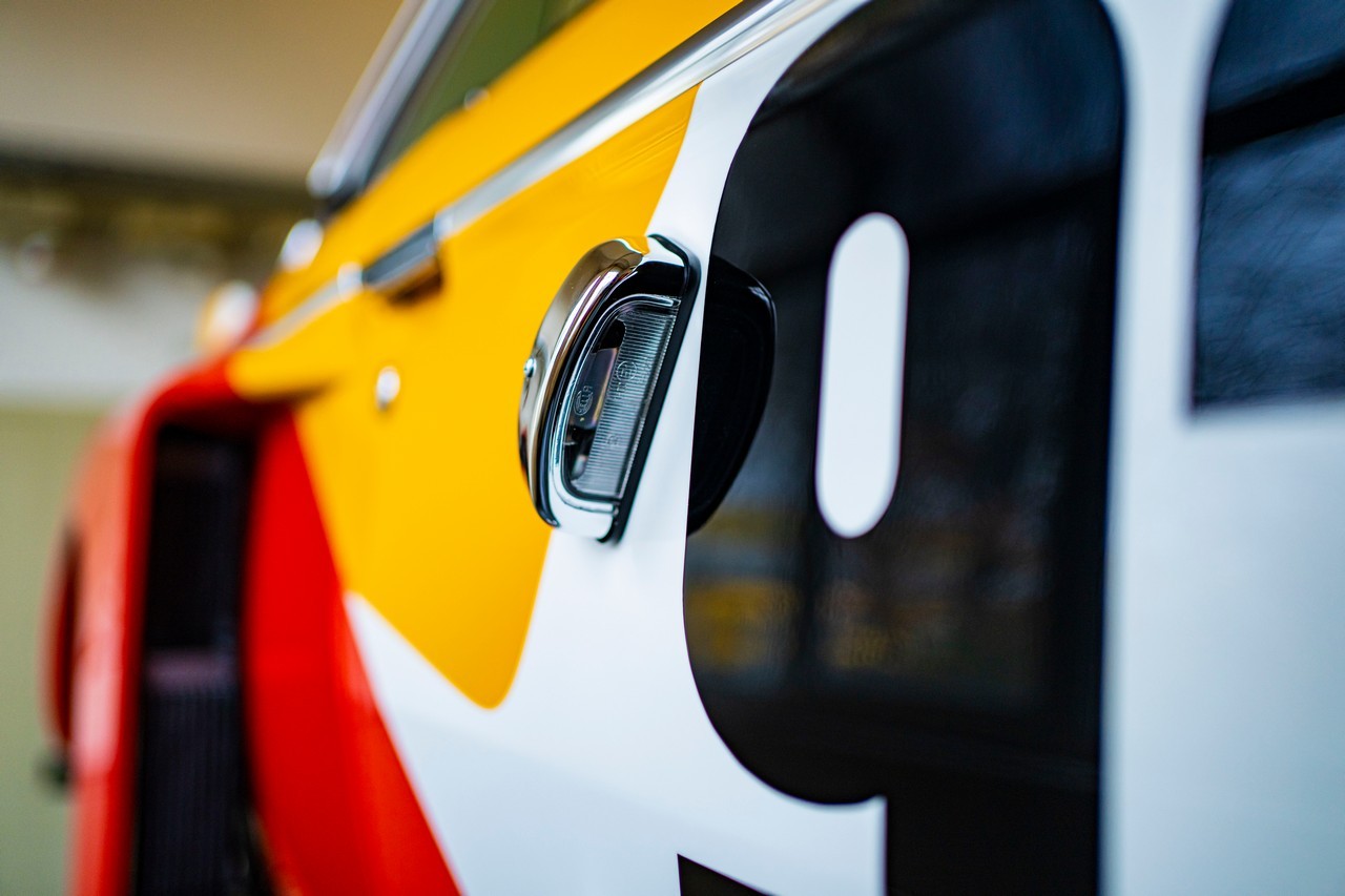 Bmw Art Car 3.0 Csl 1975 per Calder Foundation: immagini ufficiali