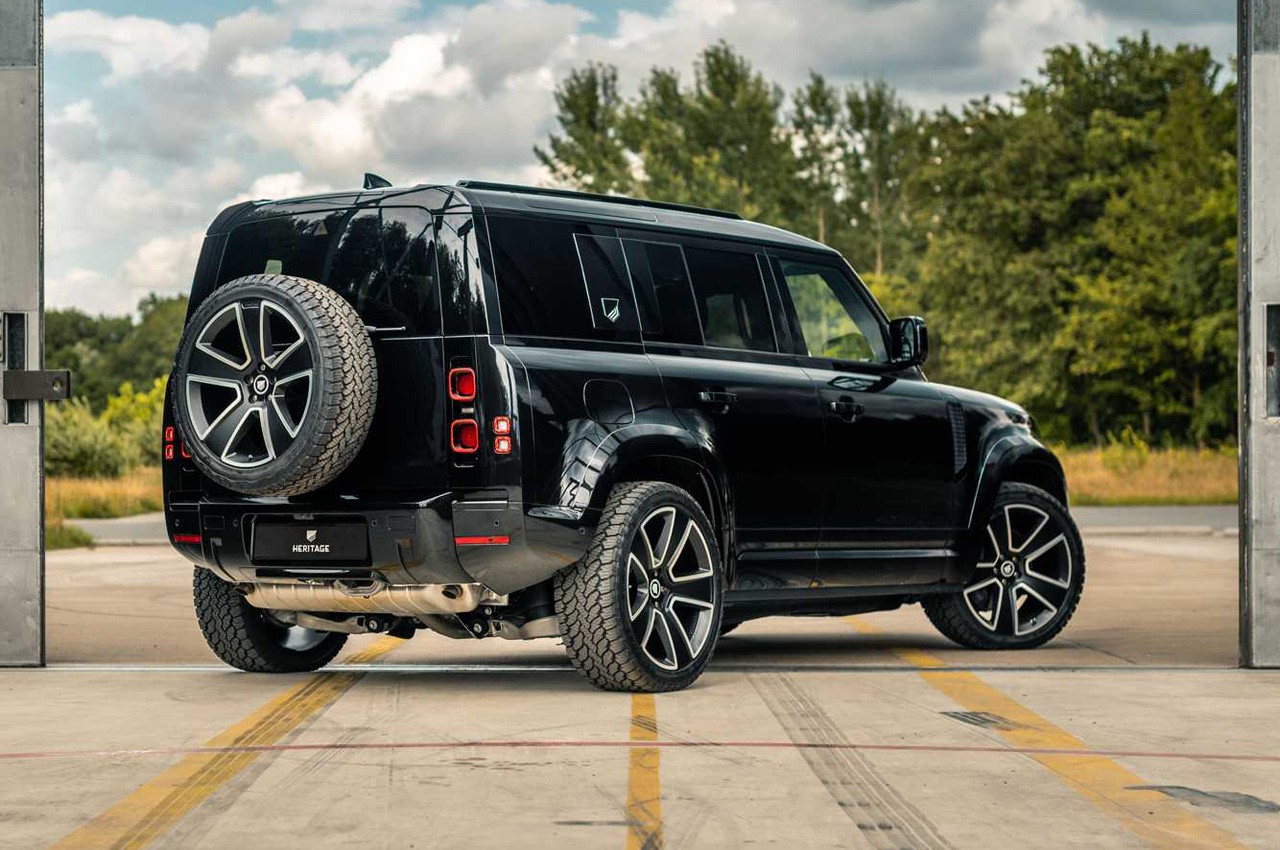 Land Rover Defender by Heritage Customs