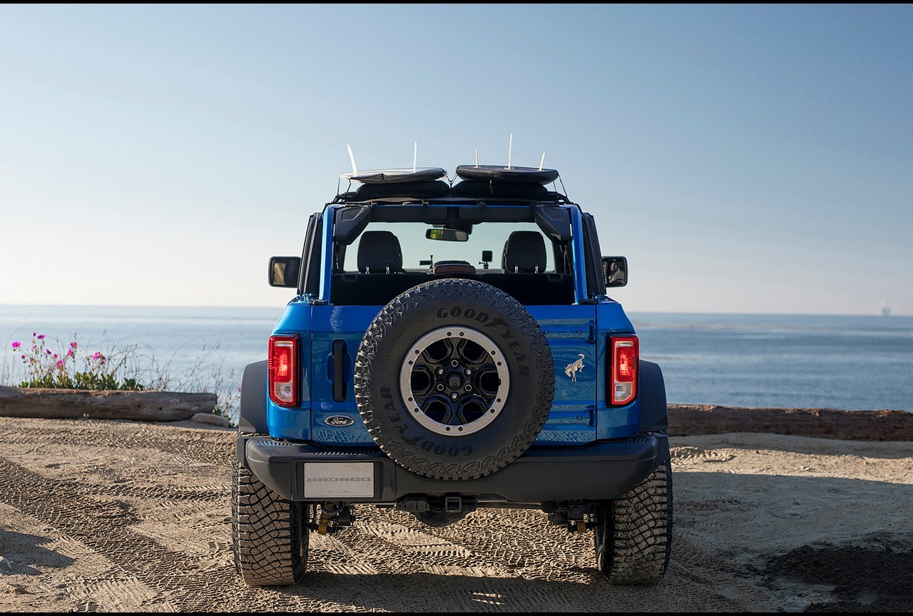 Ford Bronco Riptide Concept 2021: immagini ufficiali