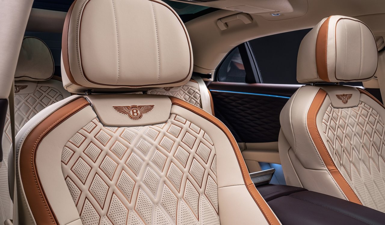 Bentley Flying Spur Odyssean Edition: le immagini ufficiali