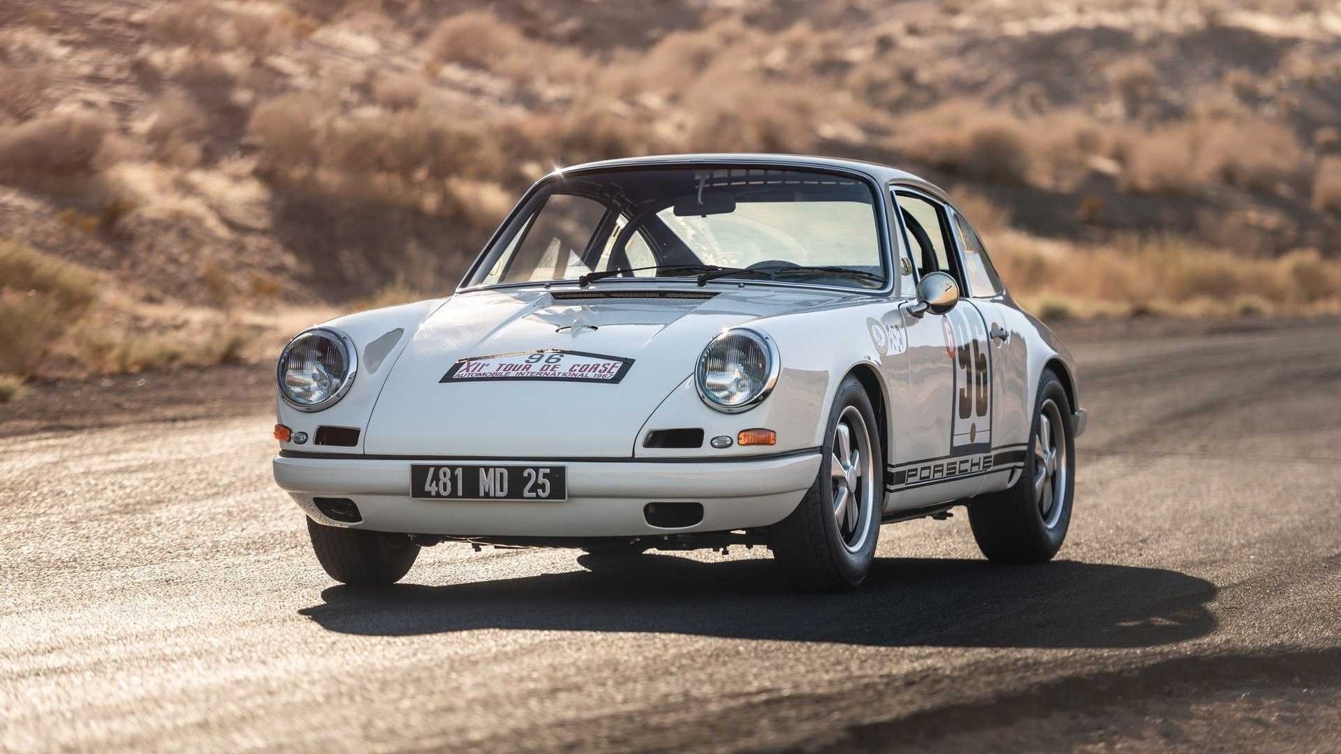 Porsche 911 R del 1967: le immagini ufficiali