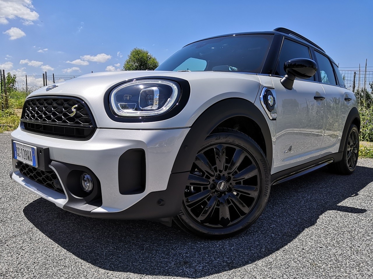 MINI Countryman Cooper SE All4: prova su strada