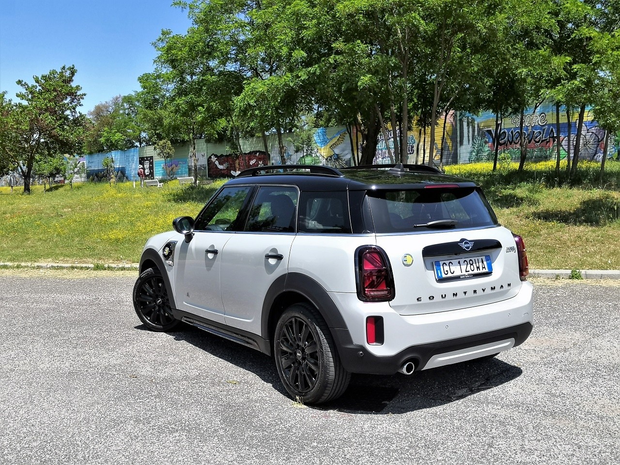 MINI Countryman Cooper SE All4: prova su strada