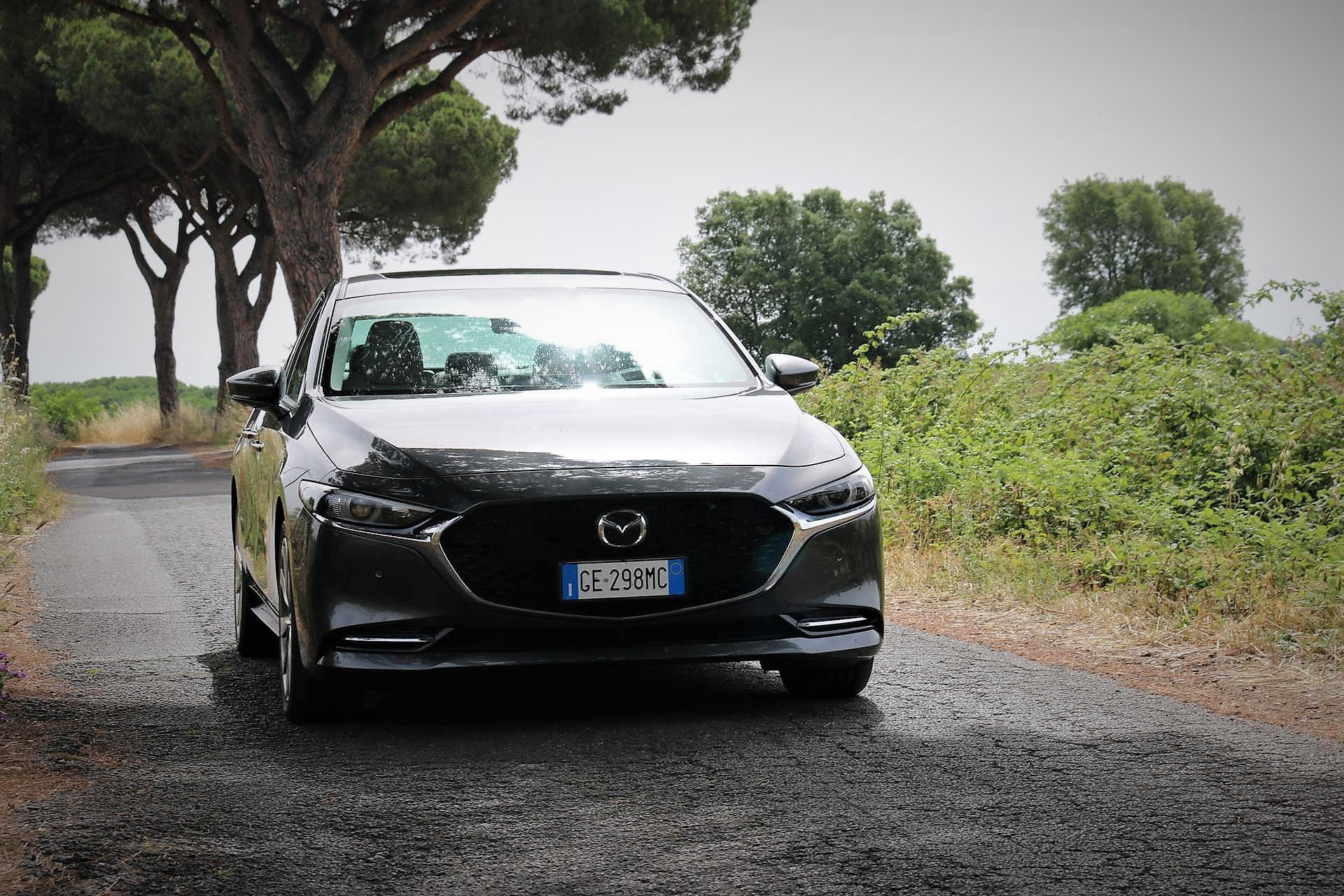 Mazda 3 Sedan Skyactiv-X prova su strada