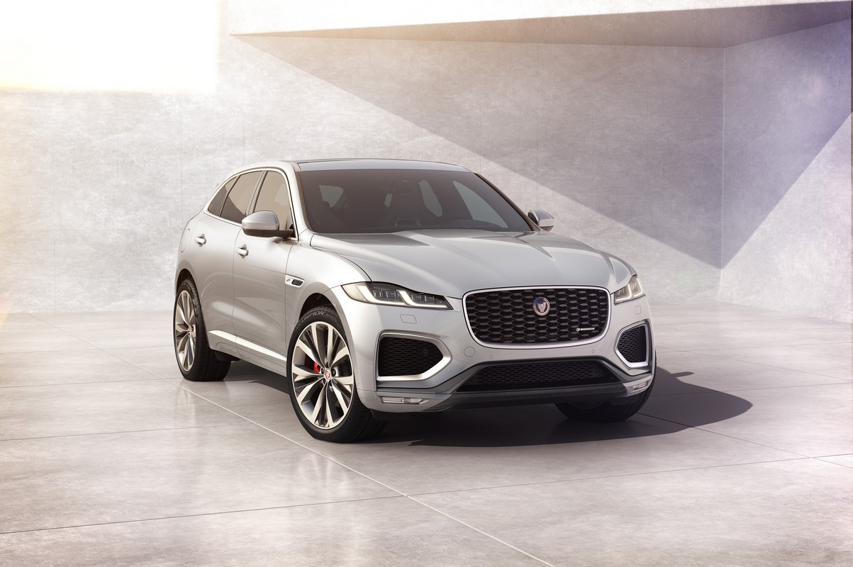 Jaguar: la F-Pace si aggiorna con il MY 2022