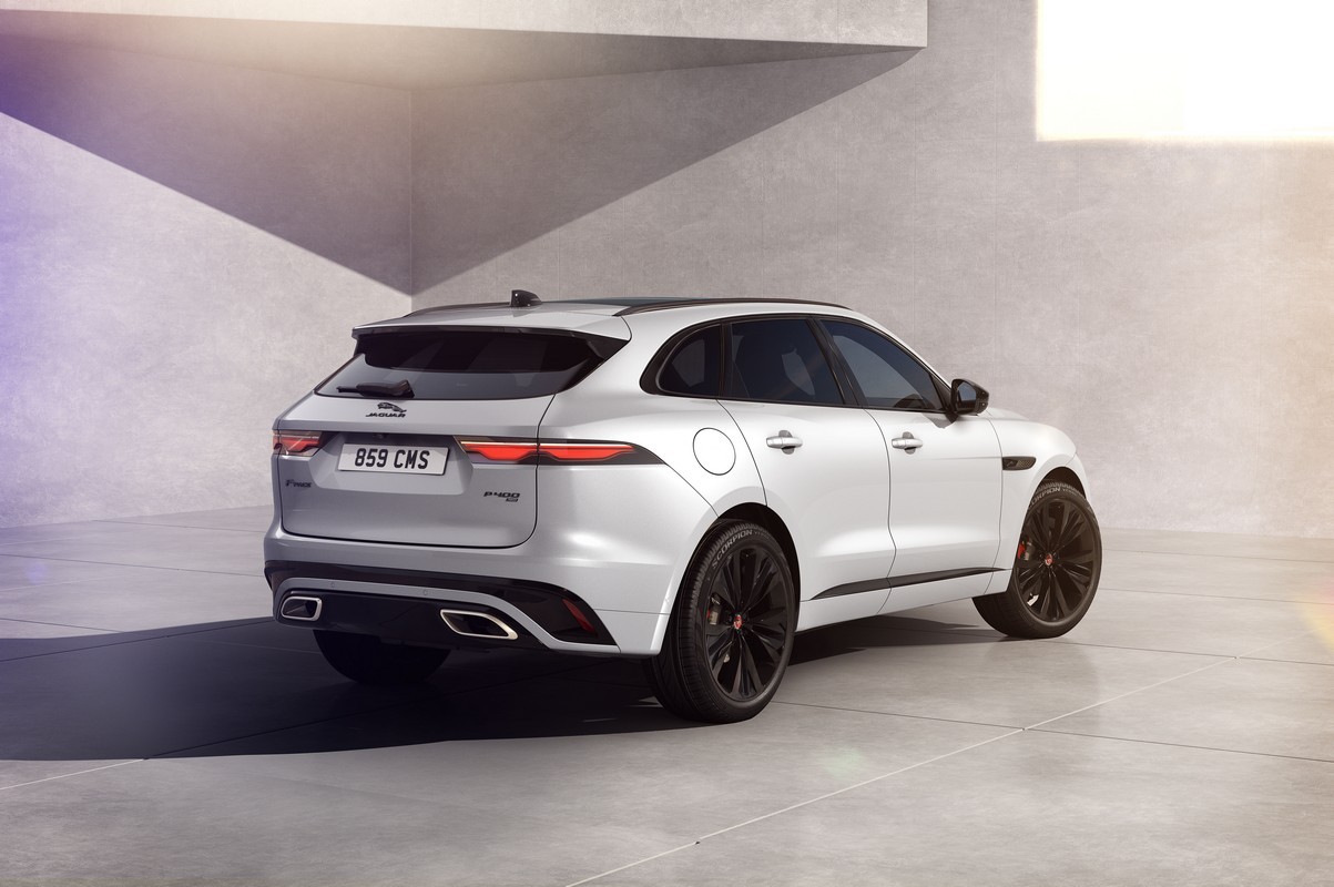 Jaguar: la F-Pace si aggiorna con il MY 2022