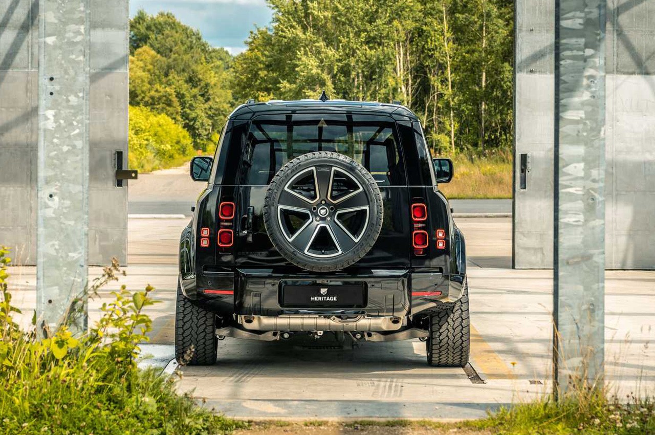 Land Rover Defender by Heritage Customs